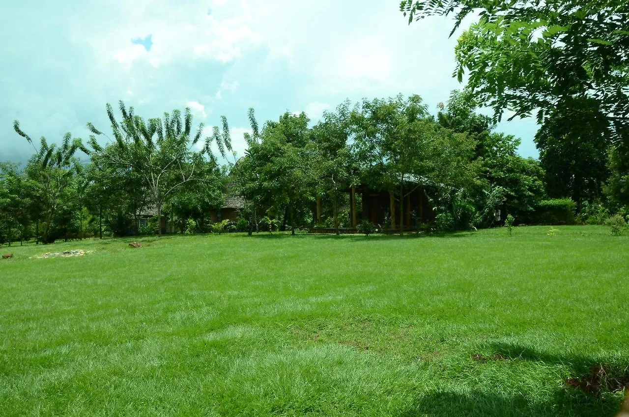 Πανσιόν Tusubira Village Τζίντζα
